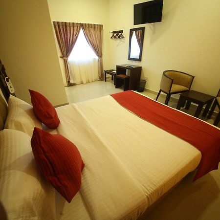 Hotel Sunhill Mount Lavinia Dehiwala-Mount Lavinia Esterno foto
